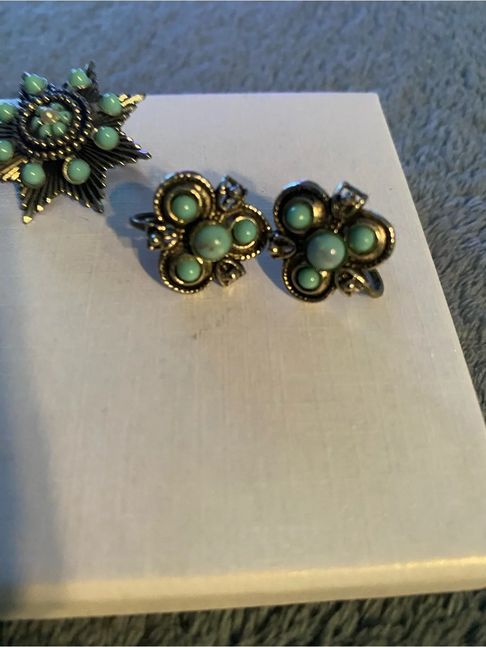 Vintage Turquoise Floral Star Brooch and Clip Earrings Set